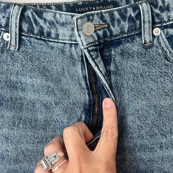 Lucky Brand Women’s Denim Cut Off Shorts Size 12 # - Picture 4 of 6
